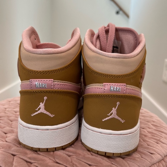Air Jordan 1 Mid GG Lola Bunny - Picture 2 of 4